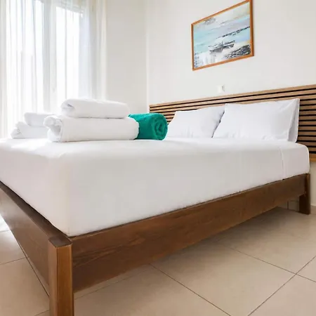 בית נופש Syros Sun - Terrace Open Views Near Airport *