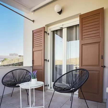 בית נופש Syros Sun - Terrace Open Views Near Airport