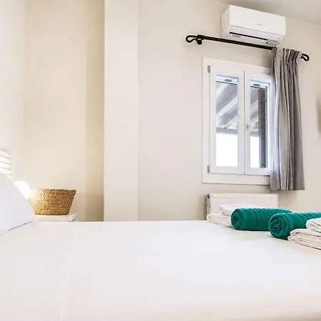 Syros Sun - Terrace Open Views Near Airport Rozia